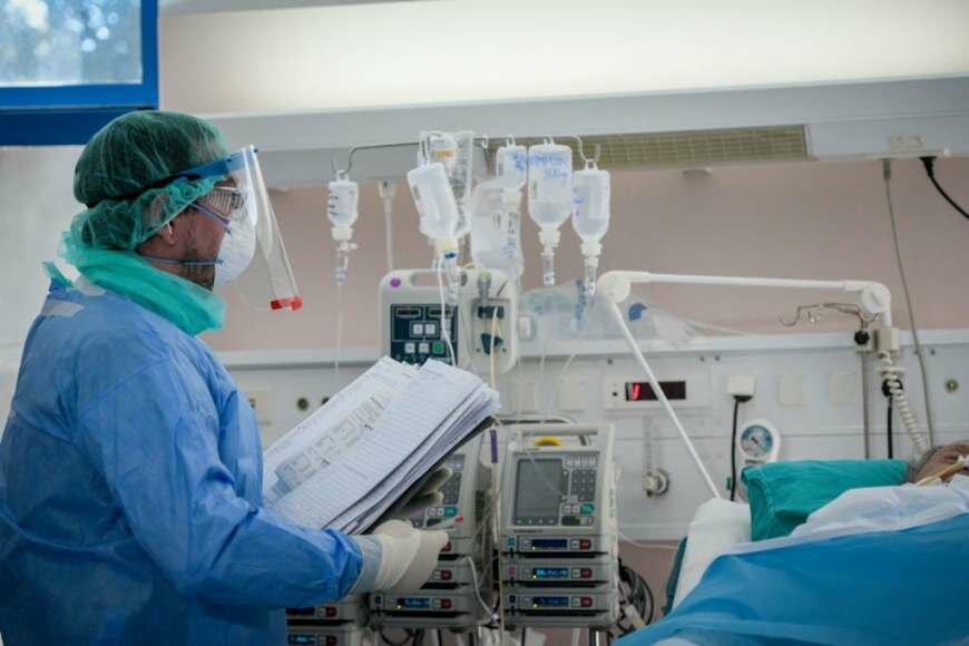 Κοροναϊός : Στα ύψη το ποσοστό θνητότητας στην Ελλάδα [πίνακες]