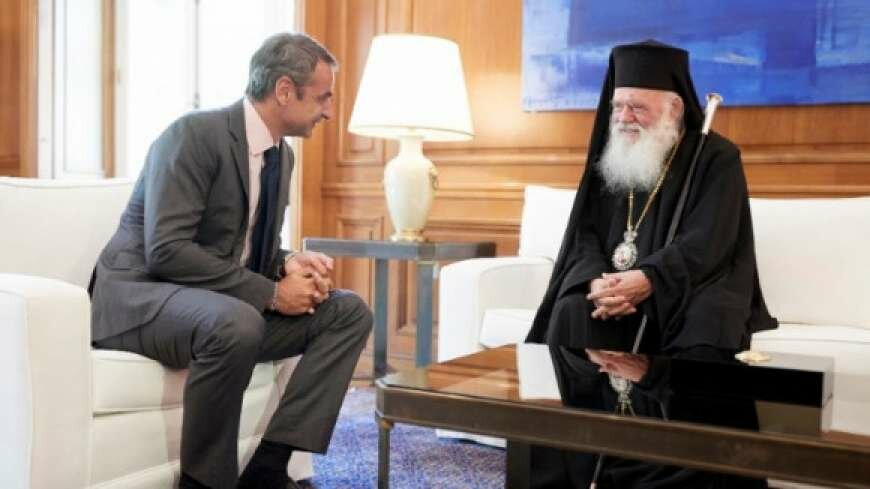 Μητσοτάκης σε Ιερώνυμο: Να τηρήσουμε τα μέτρα και να κάνουμε Χριστούγεννα με εκκλησίες ανοιχτές