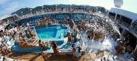 Ξεκινά από τον Πειραιά το κρουαζιερόπλοιο με 700 swingers